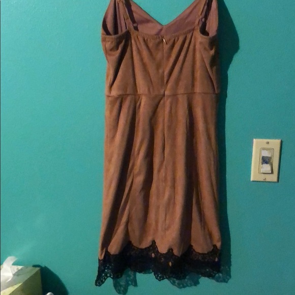 New Missguided faux suede sexy dress w/ black trim fashion nova style - Picture 3 of 10